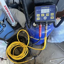 Good Year 20 Gallon Air Compressor, On Wheels