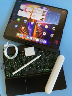256GB Apple IPad Pro 12.9” 5th Generation (2021 Model / M1