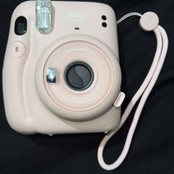 Fujifilm Instax Mini 11 Pink Instant Camera