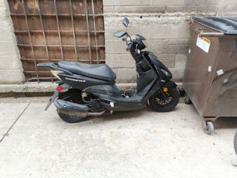 2022 Chinese moped