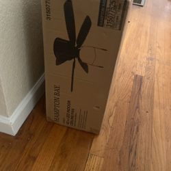 Hampton Bay Fans 42” 