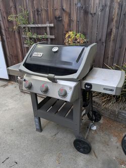 Weber Spirit II 3-Burner Gas Grill