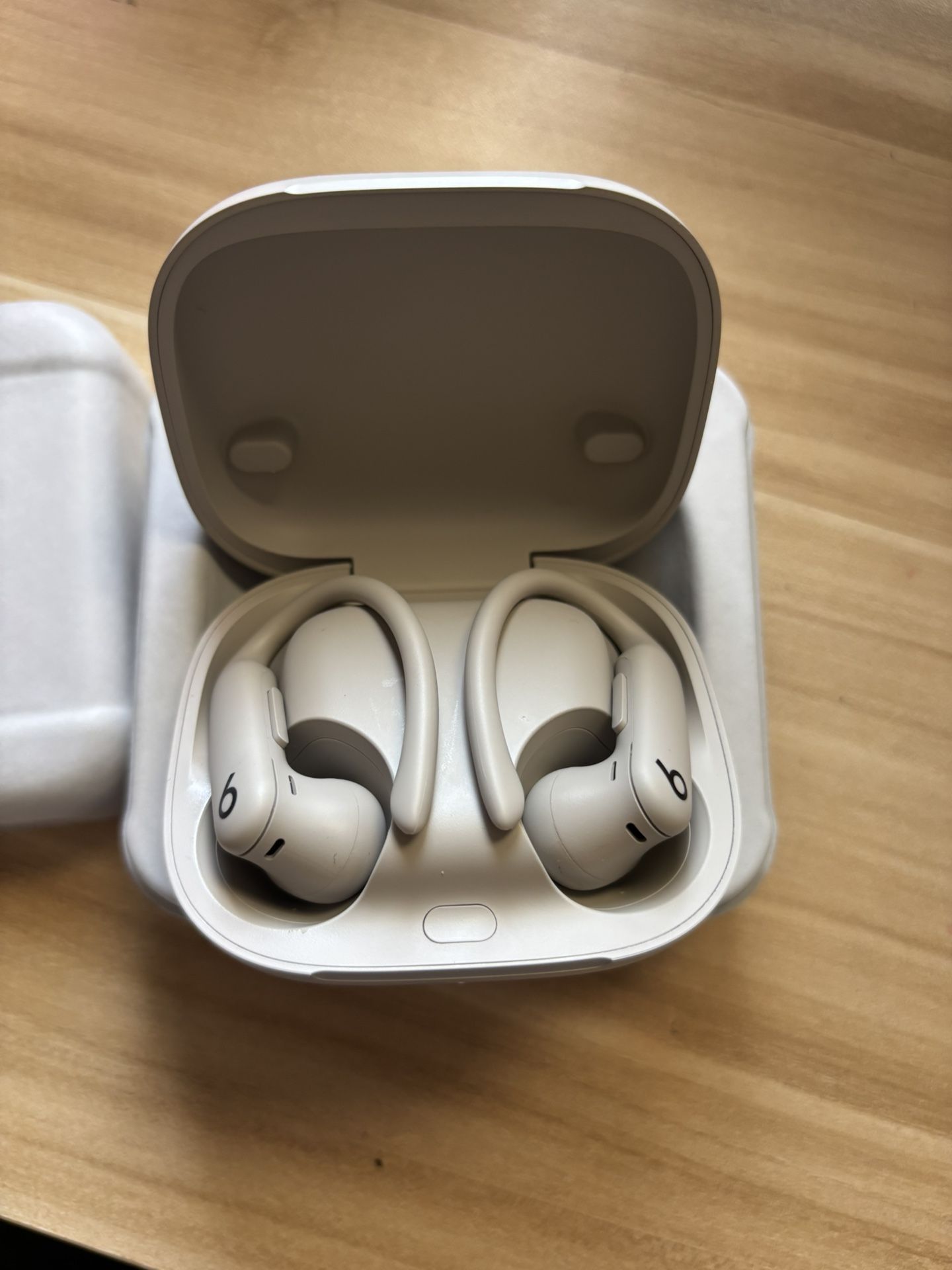 Powerbeats Pro 2