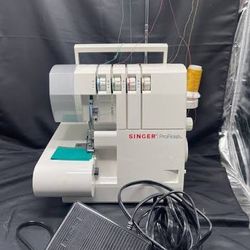 Singer Pro Finish 14cg754