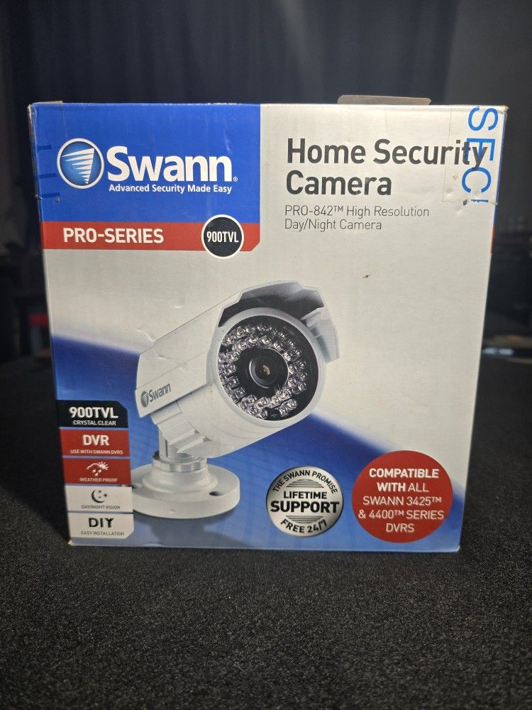 Swann PRO-842 Security Camera – 900TVL – New in Box