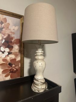 Table lamp