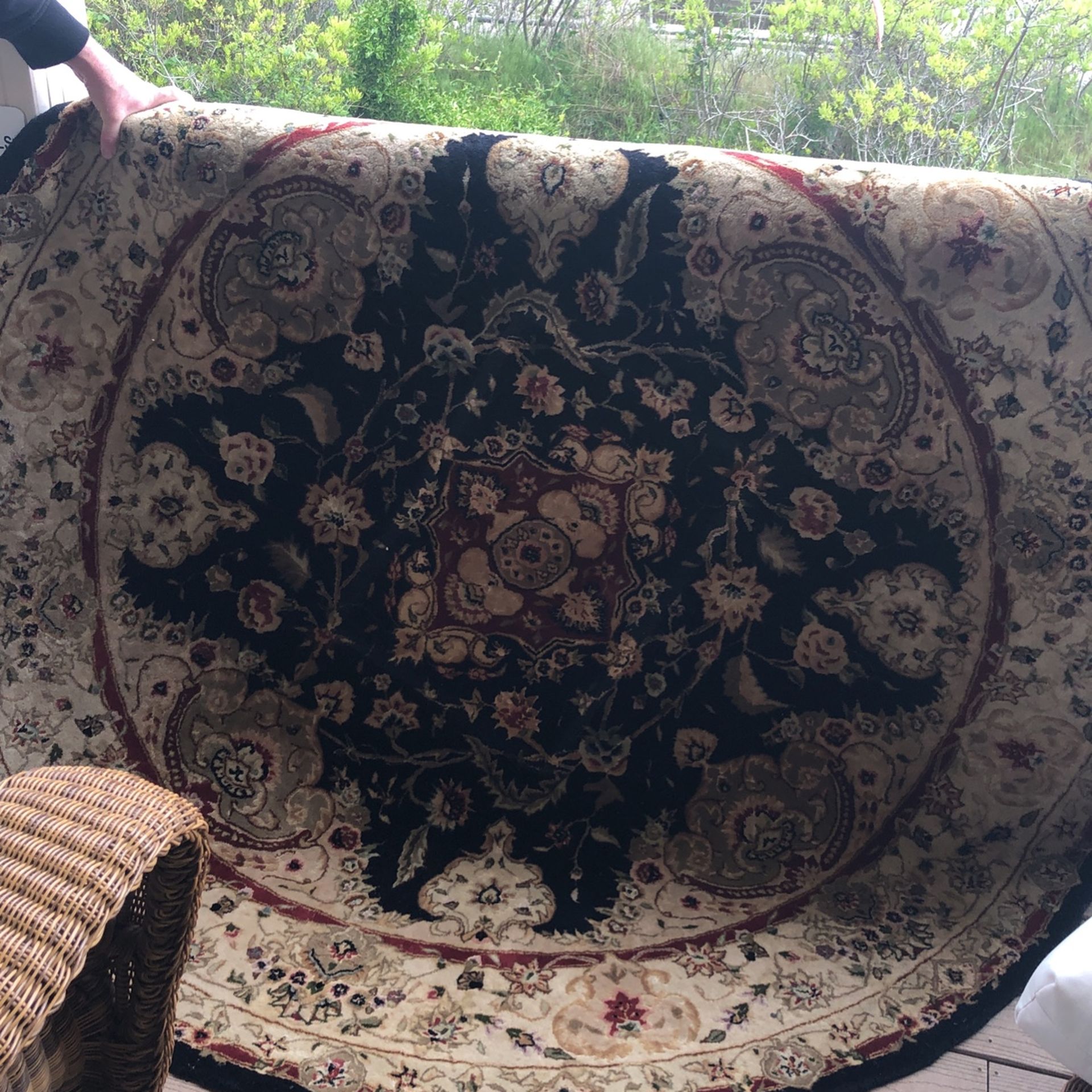 5X5 Round Oriental Black And Gold Colors