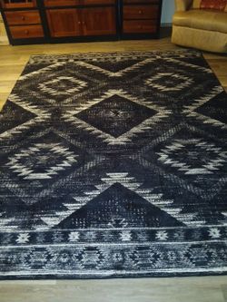 12x9 black and white diamond design Area Rug  Never used