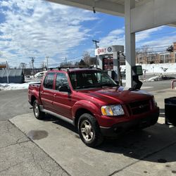 03 Ford explorer sport trac