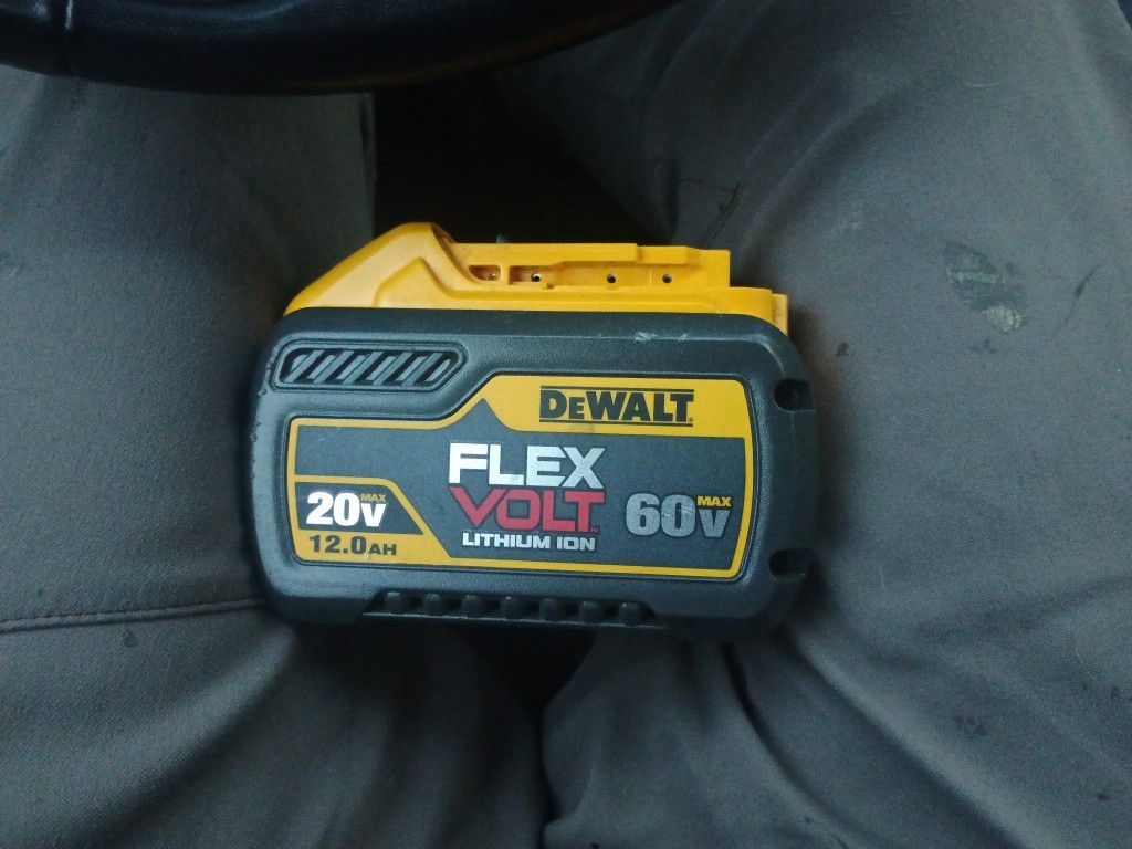 12am 20/60v DeWalt Flex Volt Battery