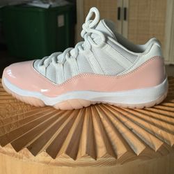 Jordan 11 retro (pink)