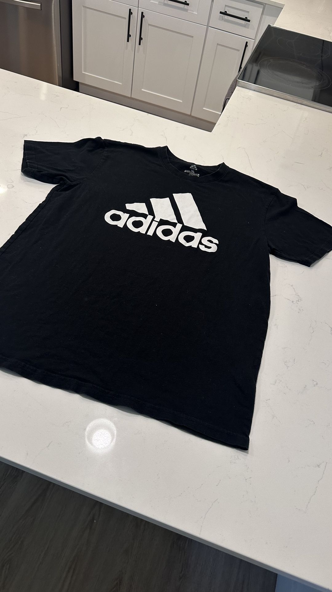Adidas Men T-Shirt, Xl
