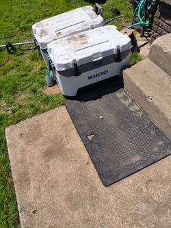 2 ice chest $30 a piece or both for $50