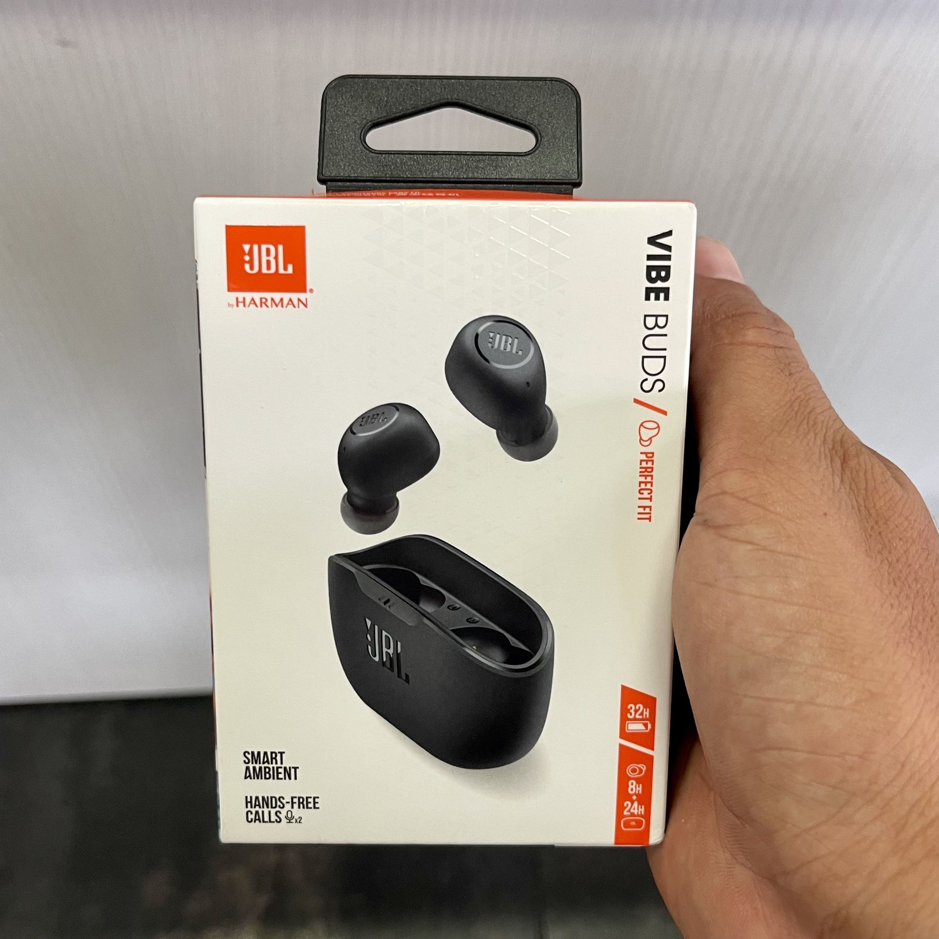 JBL Vibe Buds. Color Black. NEW!!