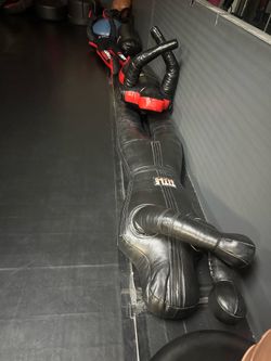 MMA dummies