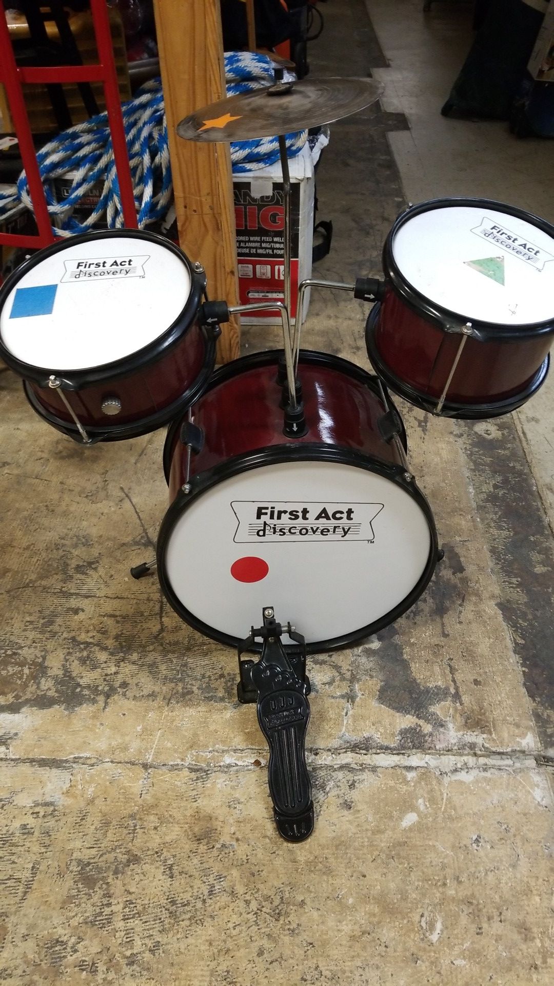 First act drum set