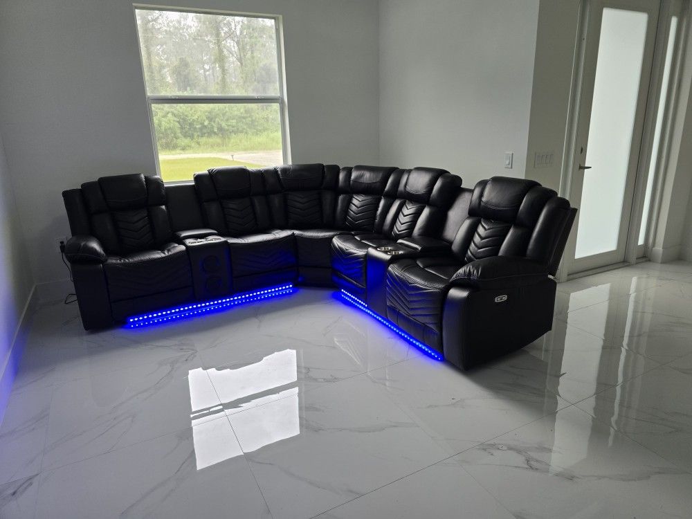 Power Recliner Sofa With Led Lights, Speakers, USB Ports, Cupholders And Arm Storage