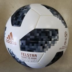 Balon Adidas original mundial Rusia 2018 edición limitada.