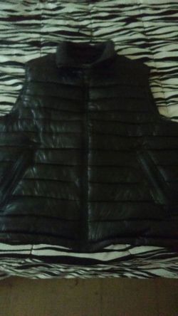 American Eagle vest brand new