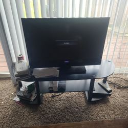 Tv Stand And 35' Vizio Tv (Not Smart) For Sale