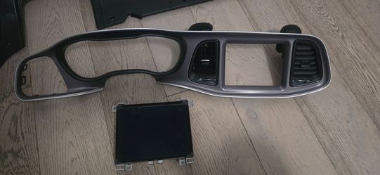 2022 challenger original stereo and housing