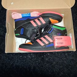 Adidas Size 9 Multi Color