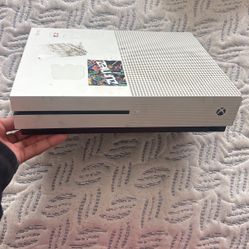 Xbox 360 S 