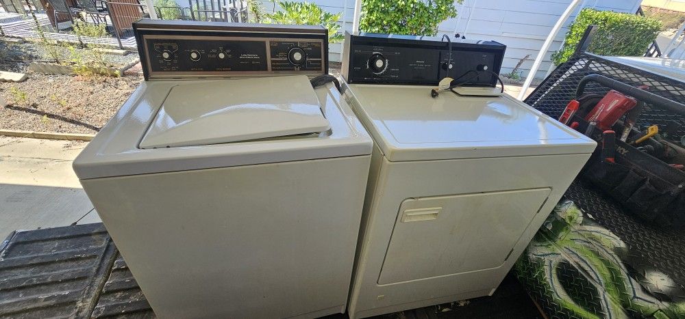 Washer And Dryer  Kenmore 