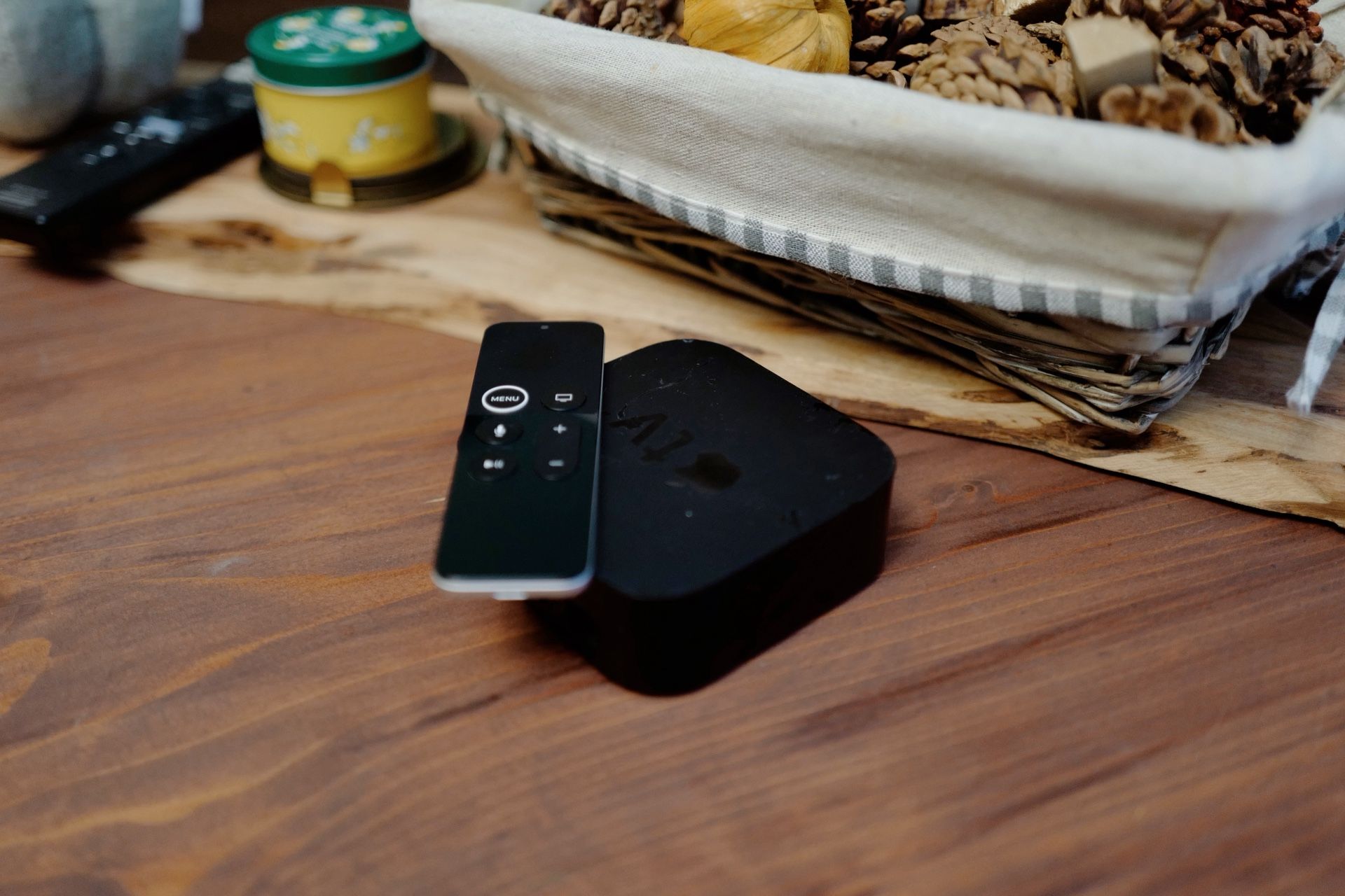 Apple TV 4K 32 GB(1st Generation) – Great Condition, Fully Functional