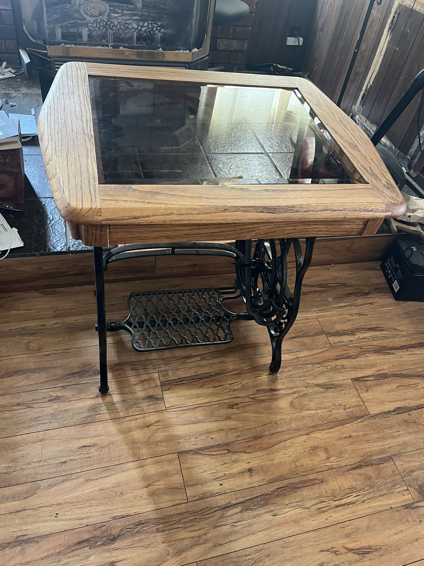 Repurposed Treadle Sewing Machine Base With Oak/glass Table