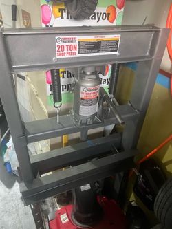 20-Ton Hydraulic Press H-Frame (Like New)