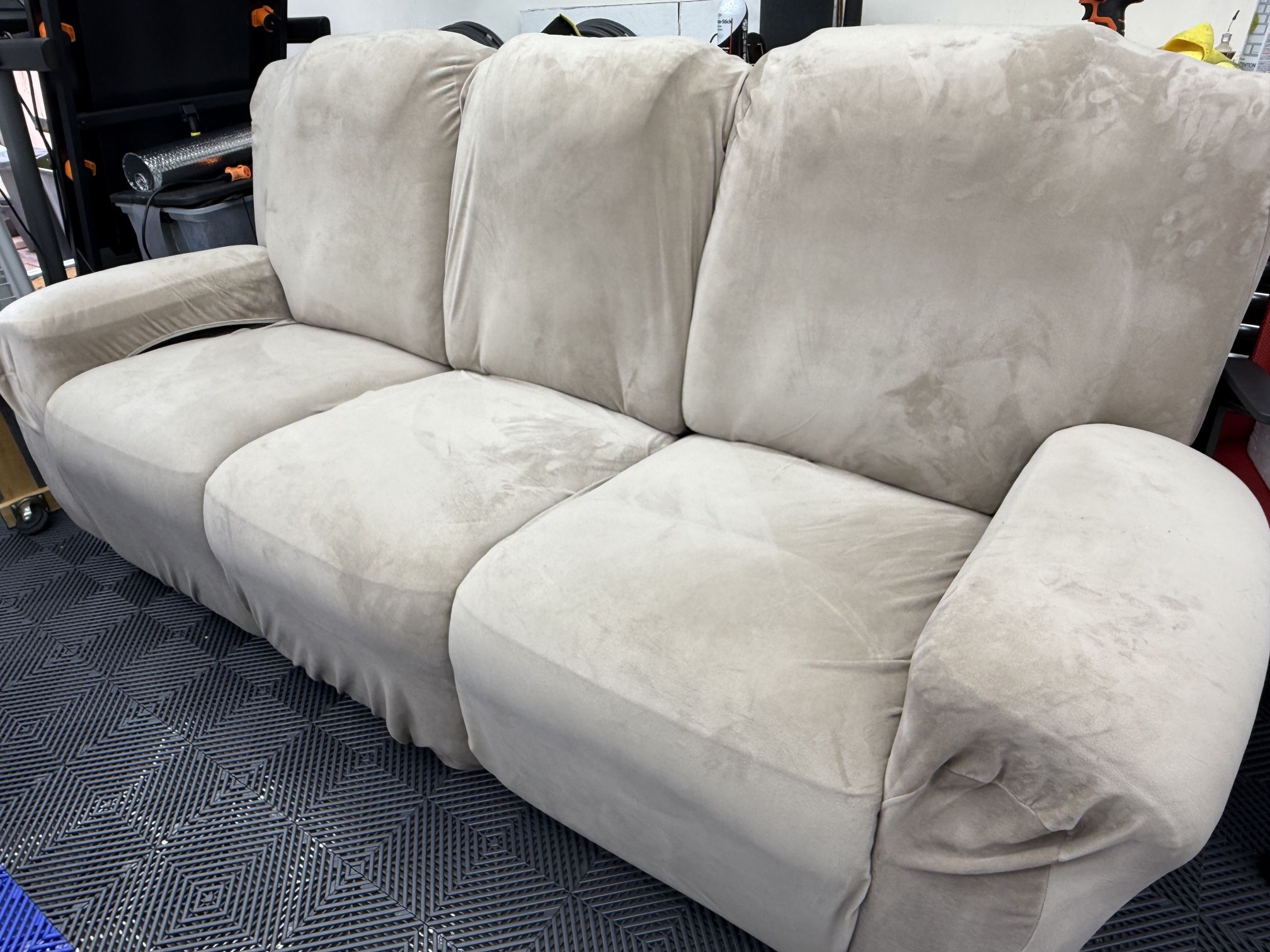 FREE Recliner Gray Sofa Set