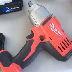 Tools ⚒️ Impact Milwaukee 1/2 New