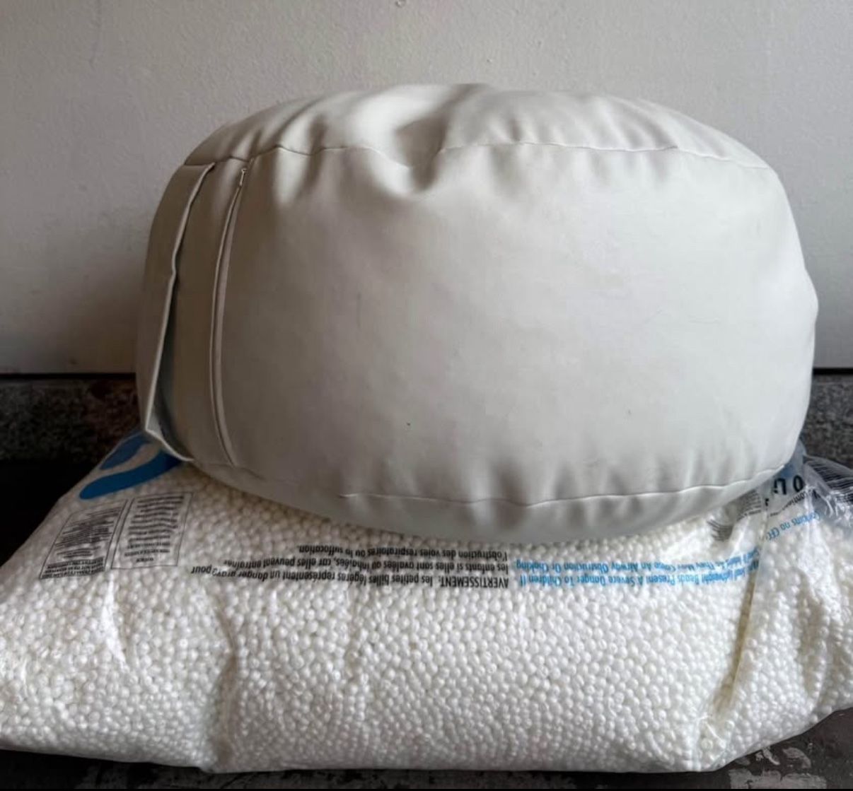 Pose me ottoman for Photoshoots