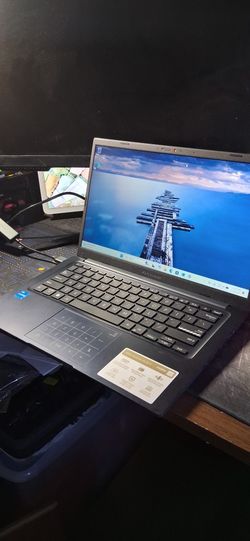 ASUS Vivobook Quiet Blue