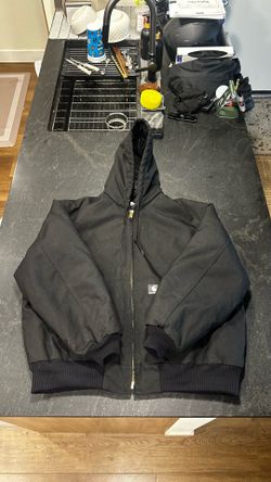 Carhartt  black hooded jacket