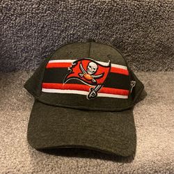 NFL Tampa Bay Buccaneers Hat Cap Size Small Medium New Era 