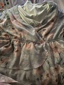 Women’s dress
