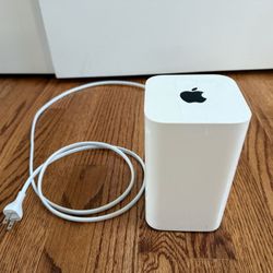 Apple Time Capsule 3TB Good Condition