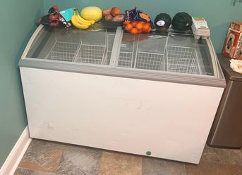 Caravel commercial chest freezer with sliding doors