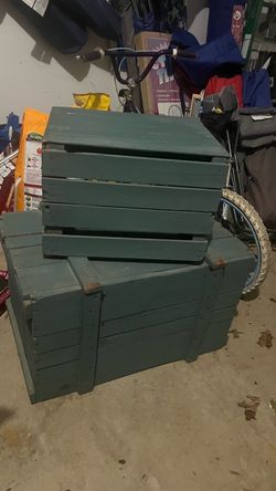 Decorative crates