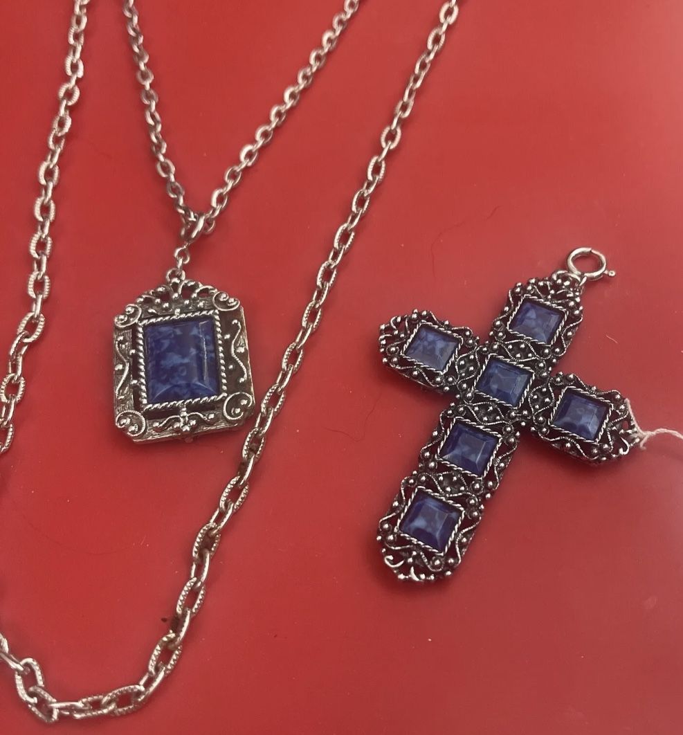 2 Blue Lapis Lazuli  Pendants With Chain 