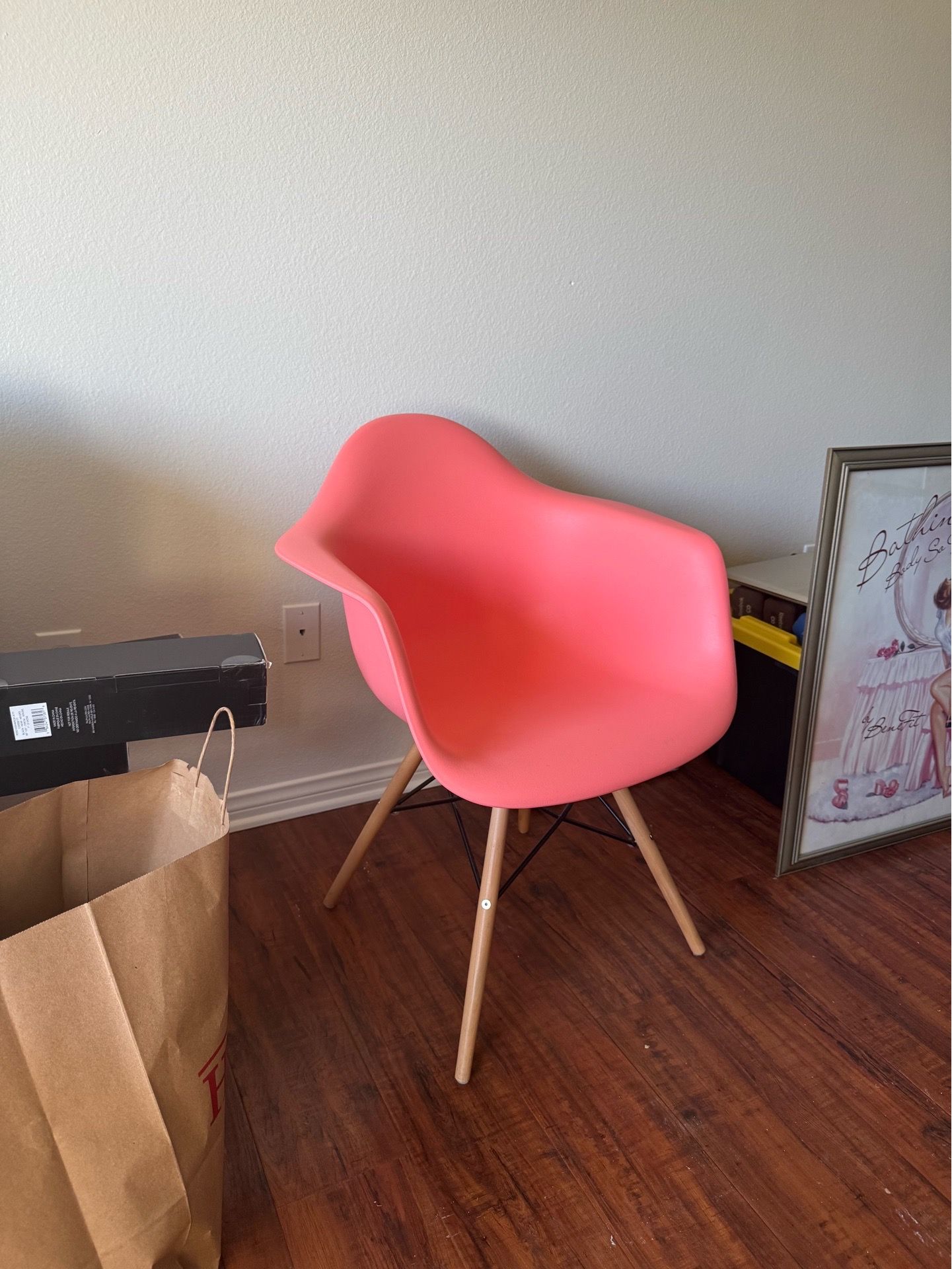 Accent Chair - Pink