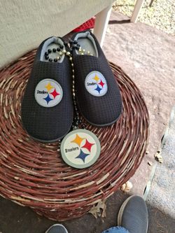 Pittsburgh Steelers Slippers with Necklace