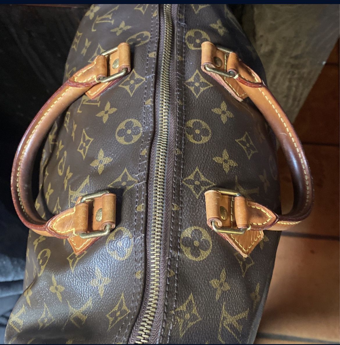Louis Vuitton Speedy 30 Authentic for Sale in River Grove, IL - OfferUp