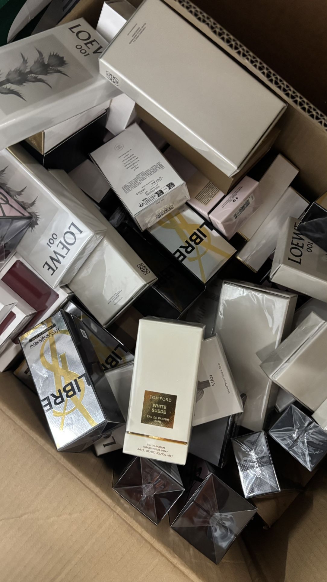 Colognes And perfumes