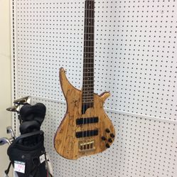 Bass  Guitar. Tune
