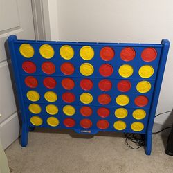 Giant Connect 4 Game-Like New (Indoor/ Outdoor)