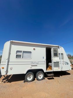 Trail lite travel trailer