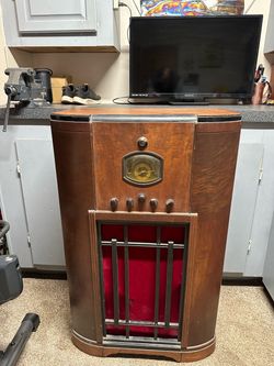 Antique radio